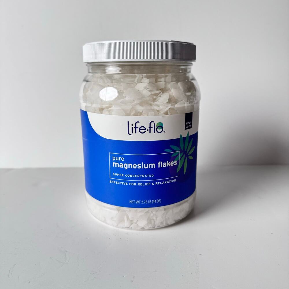 Life-Flo Pure Magnesium Flakes Bath Soak & Foot Soaking Crystals - 2.75 lb New